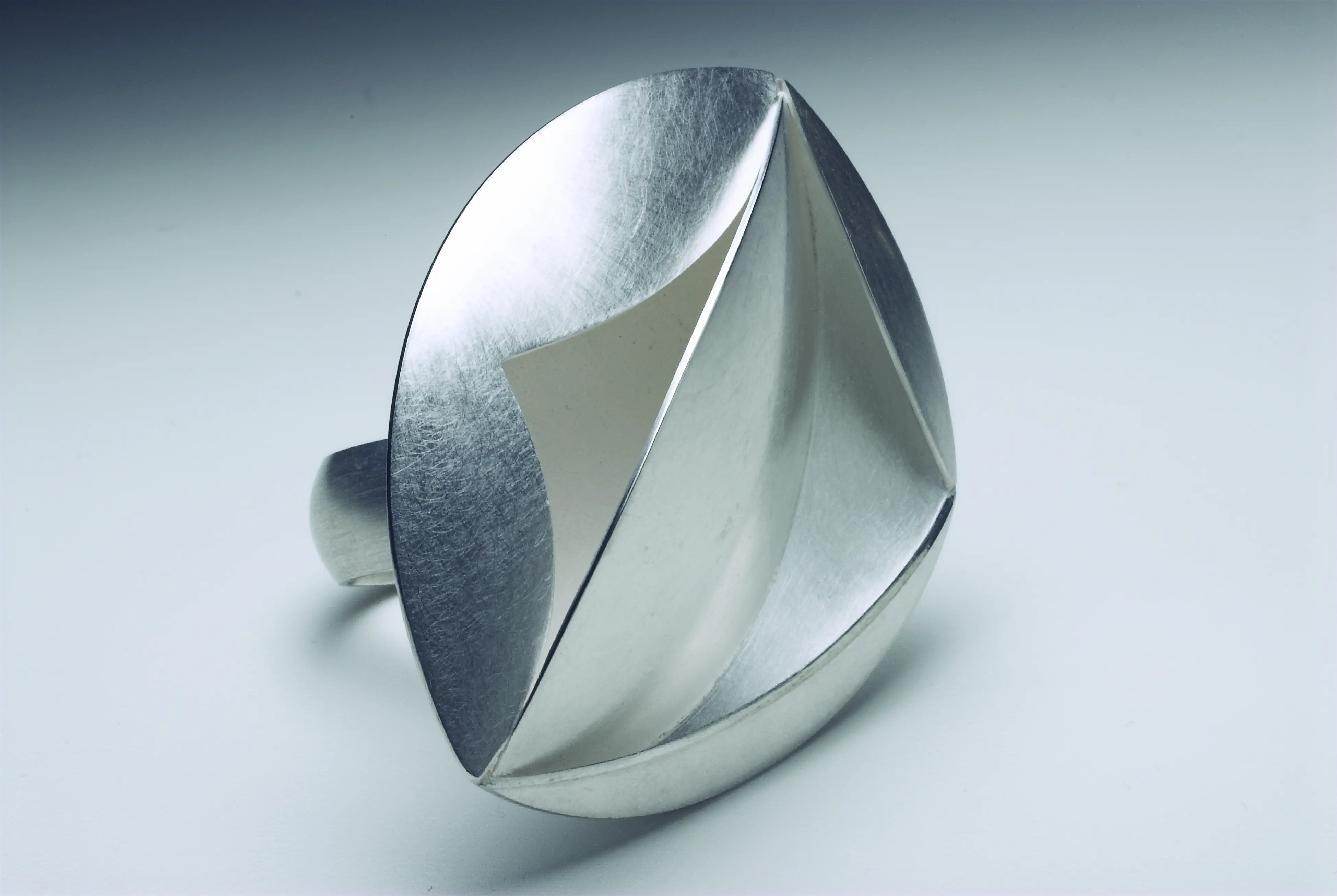 Silberschmuck gestalten: Steinfassen