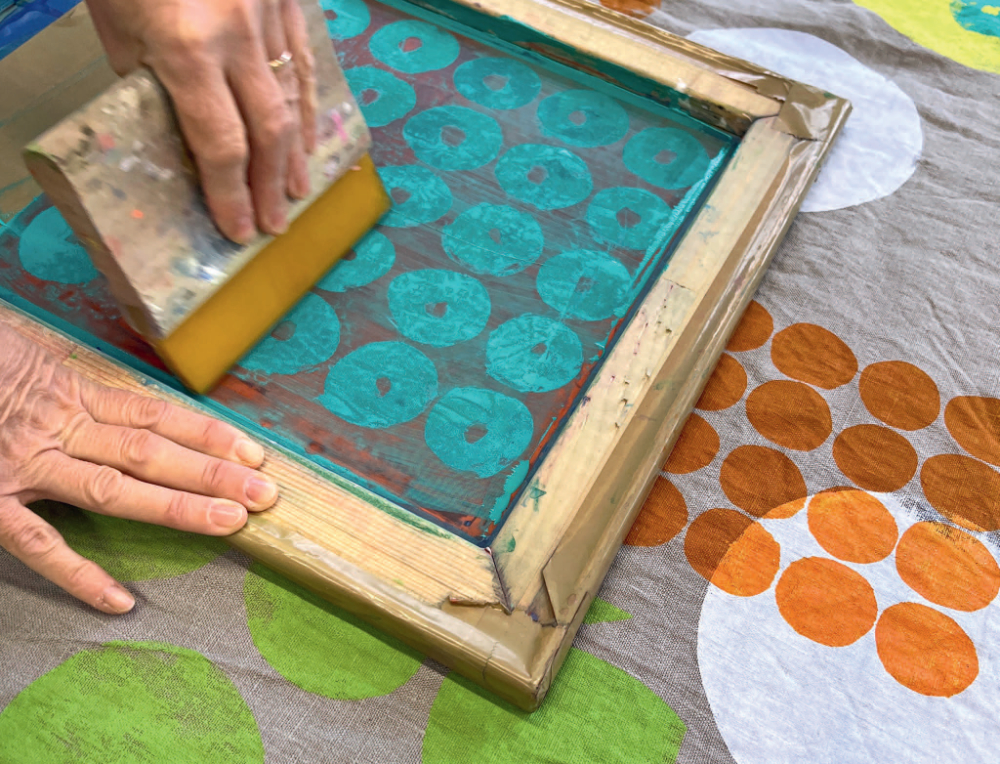 Einfach Siebdruck: Grundausstattung und Motive übereinanderschichten