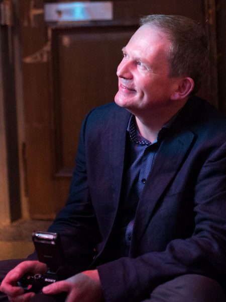 Frank Heins mit Fotoapparat