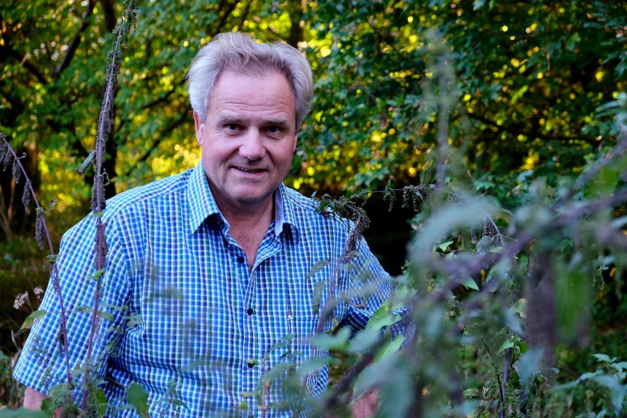 HauptAutor: Peter Richard